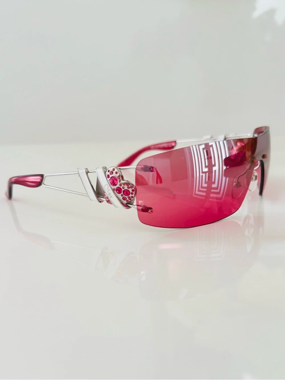 Extremely RARE 🍒 Vintage Dior heart core rimless Swarovski sunglasses